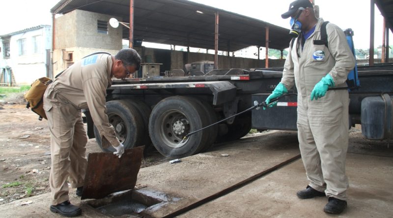 São Gonçalo: Vigilância Ambiental reforça ações em ferros-velhos, cemitérios e depósitos no combate ao Aedes aegypti
