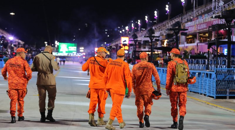 Governo do Estado reforça a Sapucaí com operação especial dos Bombeiros