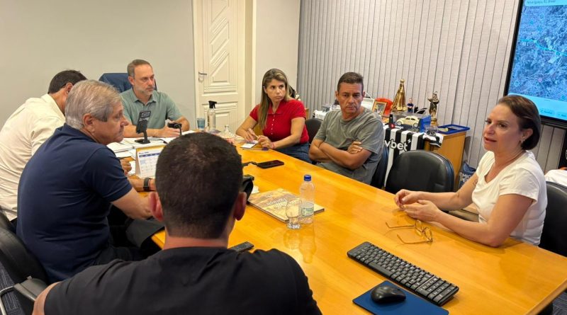 Prefeitura de Nova Iguaçu instala gabinete de crise após fortes chuvas