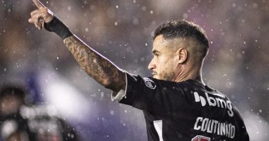 Vasco bate o Botafogo e enfrentará o Volta Redonda nas quartas do Carioca