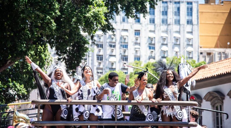 ‘Embalado’ por projeto de nova sede, Bola Preta chega ao 107º desfile apostando na força da tradição