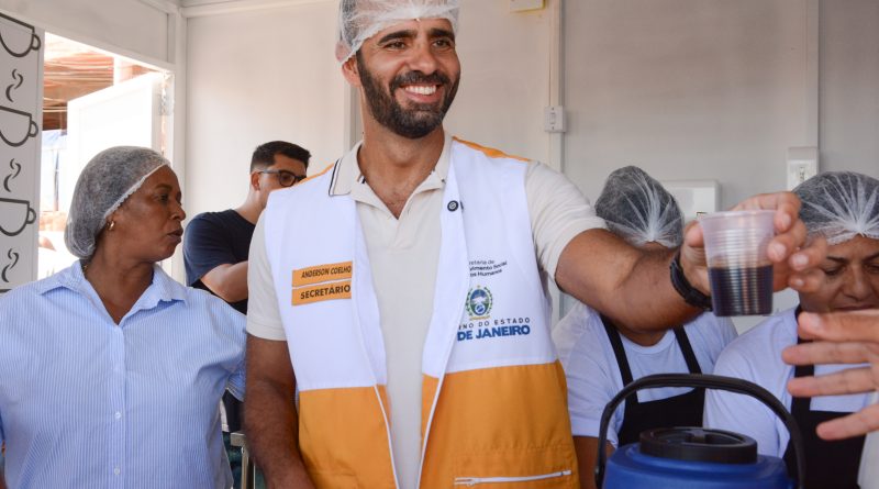 Governo do Estado inaugura Café do Trabalhador em Armação de Búzios