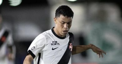 Vasco planeja manter jogadores cedidos por empréstimo