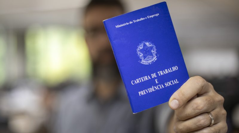 Governo do estado leva vagas de emprego e serviços essenciais de cidadania a Cantagalo, Nova Friburgo e Nova Iguaçu