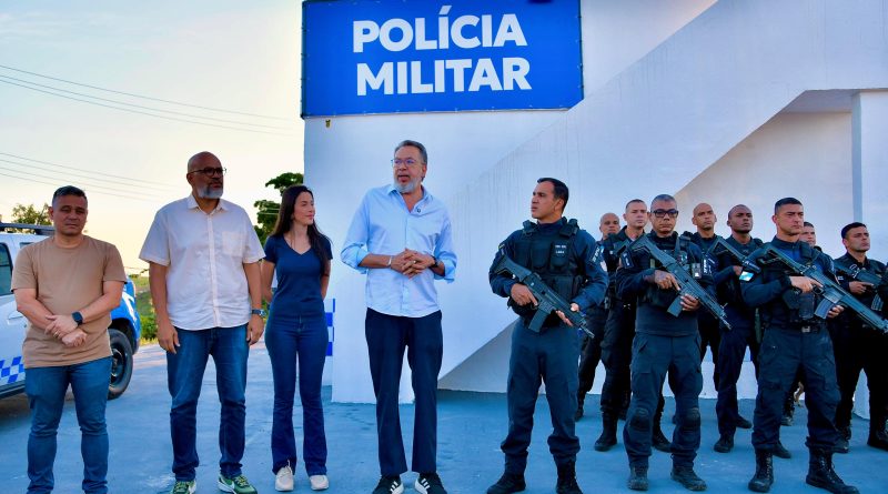 Prefeito de Belford Roxo Canella inaugura nova Base da Polícia Militar no Morro do Flamengo (Gogó da Ema) e do Proeis São Vicente
