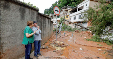 Lula assina MP que libera R$ 266,5 milhões para apoio a famílias atingidas por desastres em MG