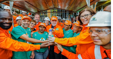 Lula afirma que privatização da BR Distribuidora tirou do País uma arma contra alta de preços