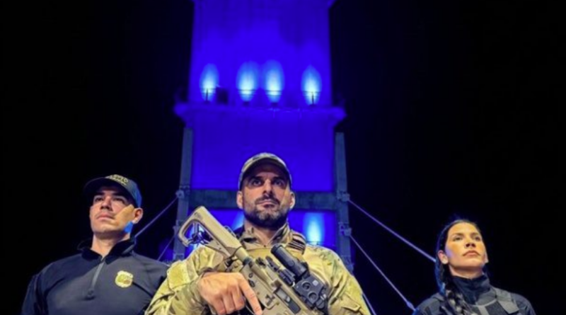 Países iluminam monumentos em homenagem ao Dia Internacional dos Policiais Mortos em Serviço