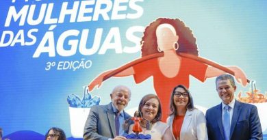 Na entrega do 3º Prêmio Mulheres das Águas, Lula destaca valor da atividade feminina na pesca