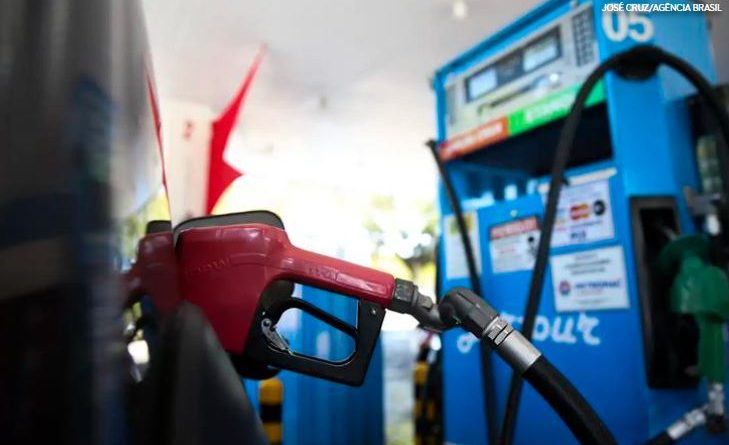 Senacon, Senasp e PRF intensificam fiscalização contra preços abusivos em postos de combustíveis