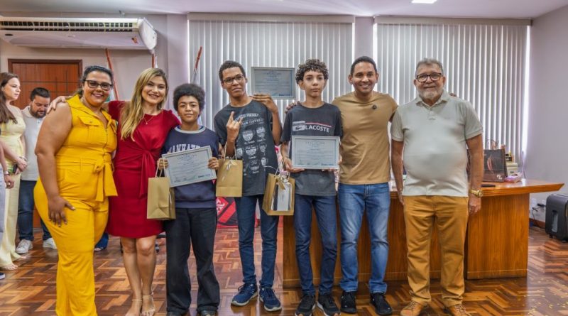 Nilópolis é prata na categoria Mirim da Olimpíada Brasileira de Linguística