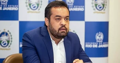 Cláudio Castro convida aliados para encerramento de mandato nesta segunda-feira