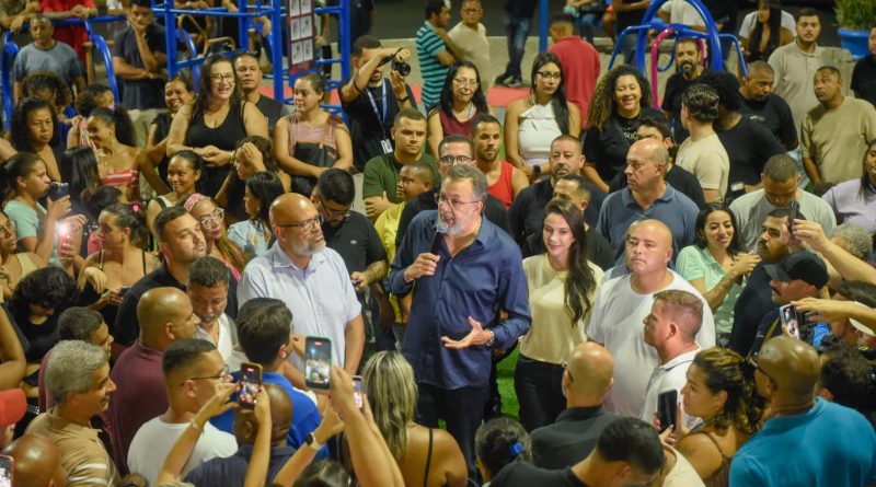 Prefeito Canella e vice Mariana Malta entregam cinco  praças  e creche revitalizadas e modernizadas em Belford Roxo