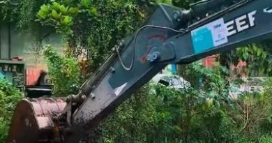 Prefeitura e Inea realizam ações de prevenção às enchentes&nbsp;com dragagem do Canal dos Pinheiros no Vale do Ipê