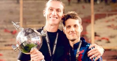 Auxiliar de Filipe Luís se declara ao Flamengo: ‘Volto com exame de sangue totalmente rubro-negro’