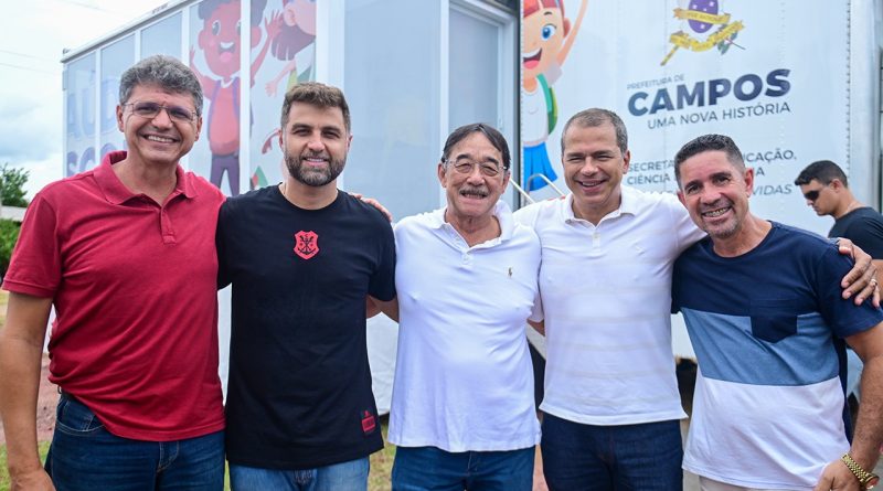Wladimir e Frederico anunciam praça e creche no Morar com Saúde do Aldeia II