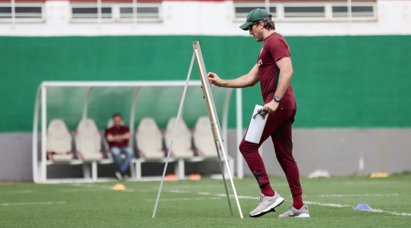 Fluminense x Athletico-PR: onde assistir, escalações e arbitragem