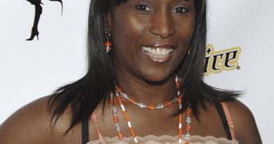 Atriz Kiki Shepard, de ‘Grey’s Anatomy’, morre aos 74 anos