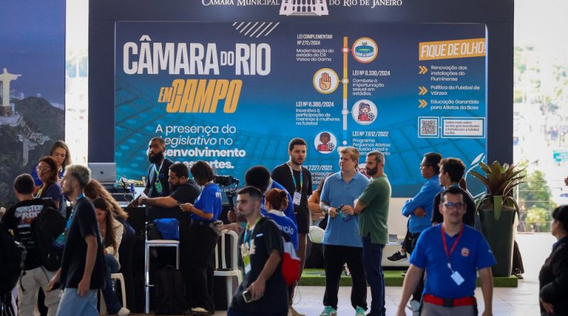 Câmara do Rio marca presença no Rio FutSummit 2026 com estande e participação de vereadores em debates