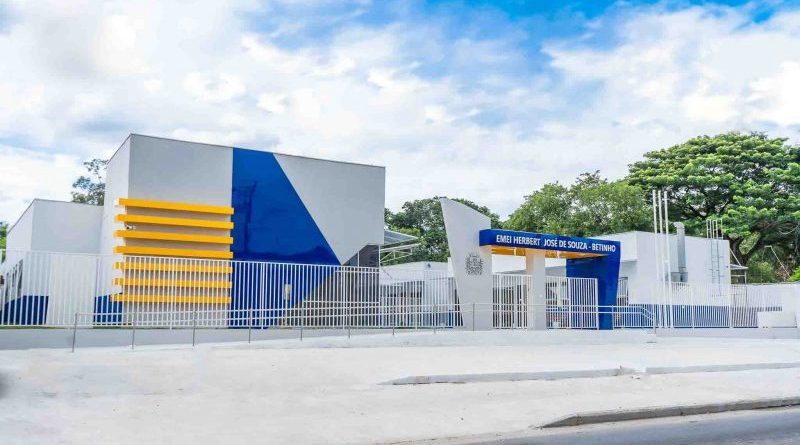 Mesquita inaugura nova sede da EMEI Herbert José de Souza