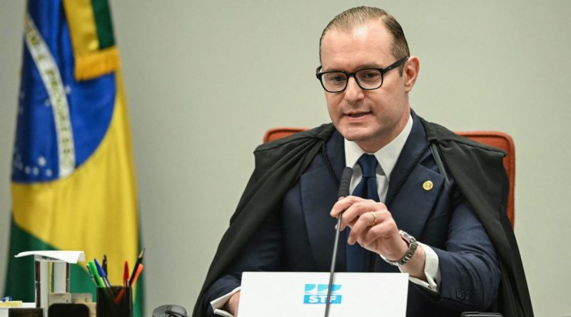 Zanin suspende eleições indiretas para governador do Rio