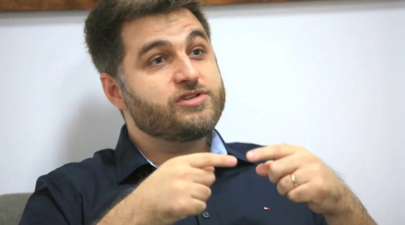 Prefeito de Campos Wladimir Garotinho anuncia renúncia para concorrer a deputado federal