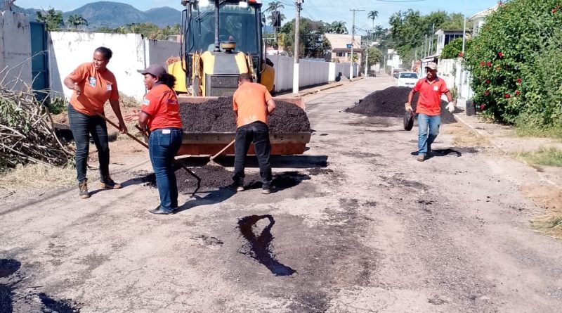 Operação Tapa Buracos recupera vias em Porciúncula