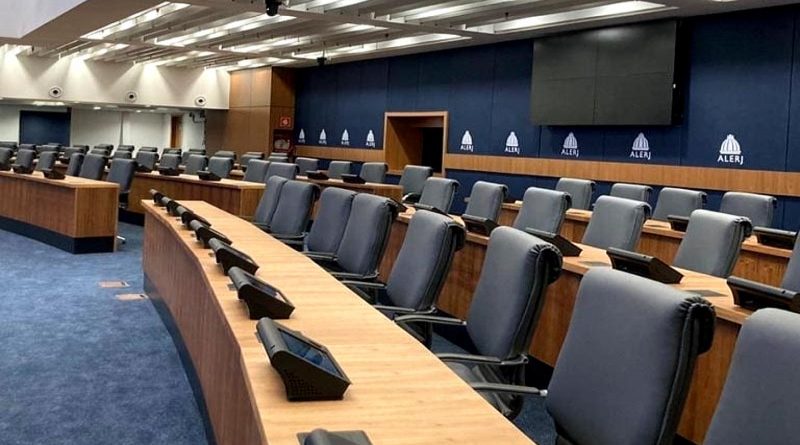 Colégio de líderes autoriza Delaroli marcar nova eleição para presidência da Alerj