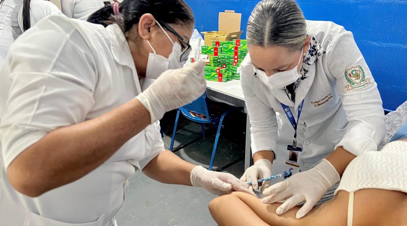 Belford Roxo realiza capacitação prática com enfermeiros para implantação do Implanon