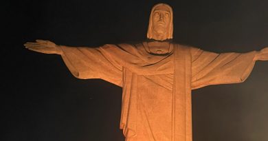 Cristo Redentor ‘fica’ laranja em ação contra maus-tratos a animais