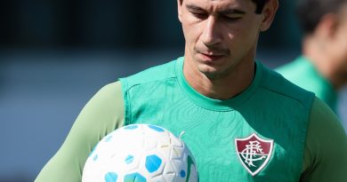 Ganso deve voltar ao time titular do Fluminense em estreia pela Copa do Brasil