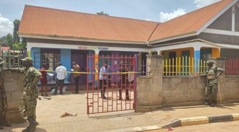 Quatro crianças morrem esfaqueadas em creche, em Uganda