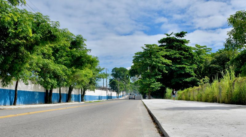 Prefeitura de Belford Roxo e Governo do Estado realizam obras de calçamento e melhoria de acessibilidade na Avenida Floripes Rocha