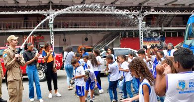 Alunos da rede municipal de Belford Roxo visitam Centro Histórico e Cultural do Corpo de Bombeiros
