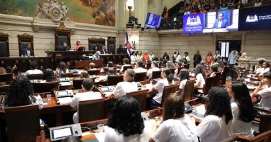 Com recorde de participação feminina, 4ª Legislatura da Câmara Juvenil do Rio toma posse