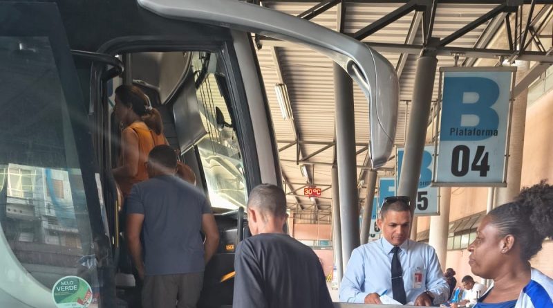 Prefeitura de Niterói já realizou 300 recambiamentos em seis meses e reforça política de reintegração social