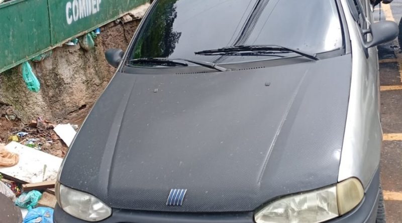 Petrópolis: Estacionamento irregular impede a coleta de lixo em vários pontos da cidade