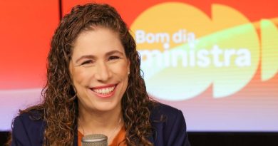 CPNU: mais de 3,6 mil aprovados devem começar a tomar posse em maio, diz Esther Dweck