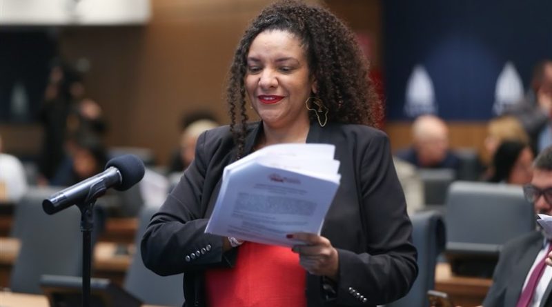 Rio poderá criar selo destinado a empresas que liberarem funcionários para cuidar de filhos e dependentes