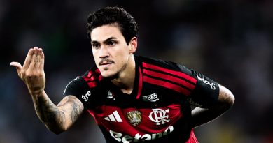 Com dois gols de Pedro, Flamengo vence o Fluminense no Maracanã