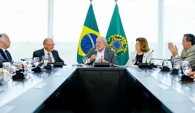 “Vamos contratar três milhões de casas até o final deste ano”, diz Lula ao anunciar ampliação de investimentos para o Minha Casa, Minha Vida