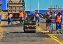 Prefeitura de Nova Iguaçu realiza força-tarefa de tapa-buraco no Centro durante feriado