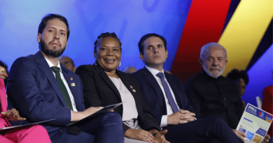 “Investir em cultura, investir em educação, é investir no futuro dessa nação”, diz Margareth Menezes durante premiação do Vivaleitura