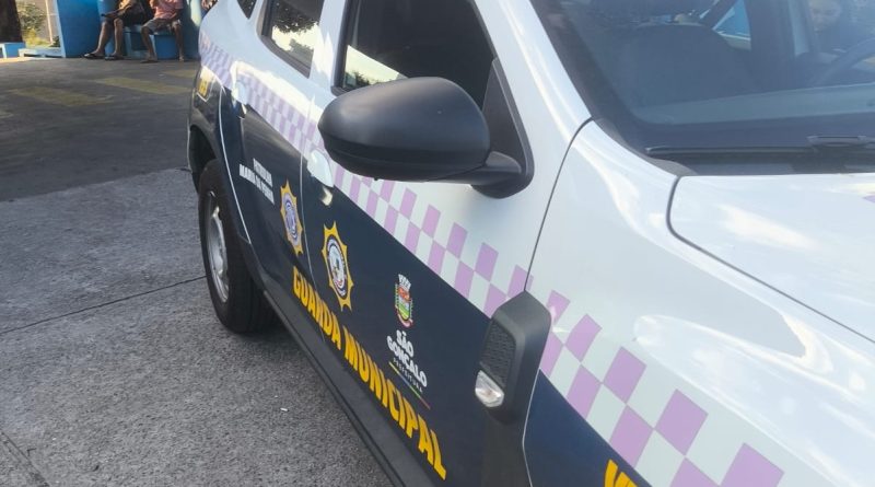 Homem é detido pela Guarda Municipal após agredir companheira em São Gonçalo