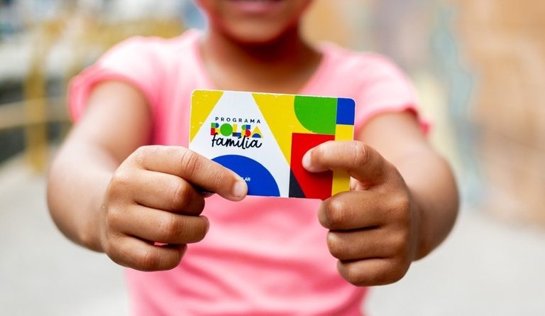 Bolsa Família chega a mais de 1,4 milhão de beneficiários do Rio de Janeiro a partir desta quinta (16)