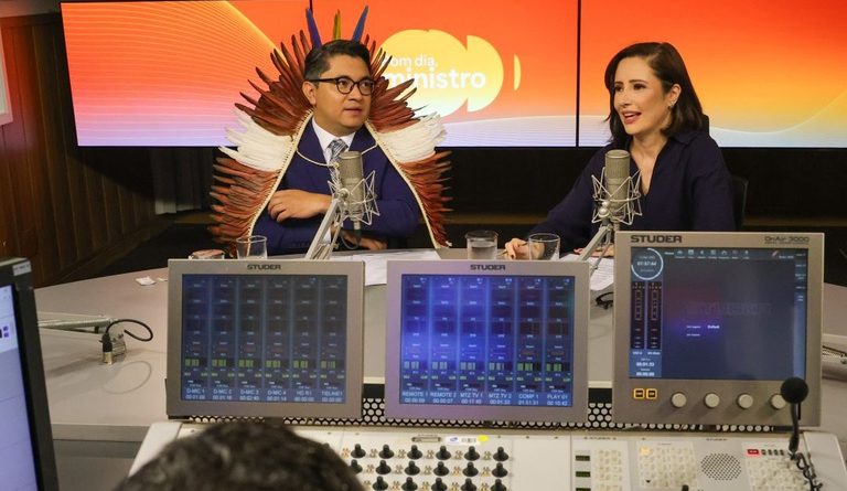 “Nós não somos pessoas do passado, estamos aqui no presente”, diz Eloy Terena sobre valorização da cultura indígena