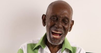 “Show Samba! Agoniza mas não morre – Nelson Sargento”