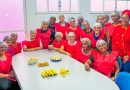 Mulheres aprendem produção de salgados em curso na Casa da Mulher Meritiense