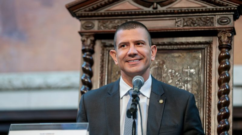 Douglas Ruas convida os 92 prefeitos do RJ para discutir orçamento estadual pela primeira vez na história