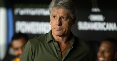 Renato Gaúcho destaca importância de vitória do Vasco na Sul-Americana: ‘Seguimos na liderança’